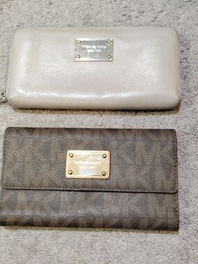 Michael Kors Cream and Brown Signature Continental Wallets